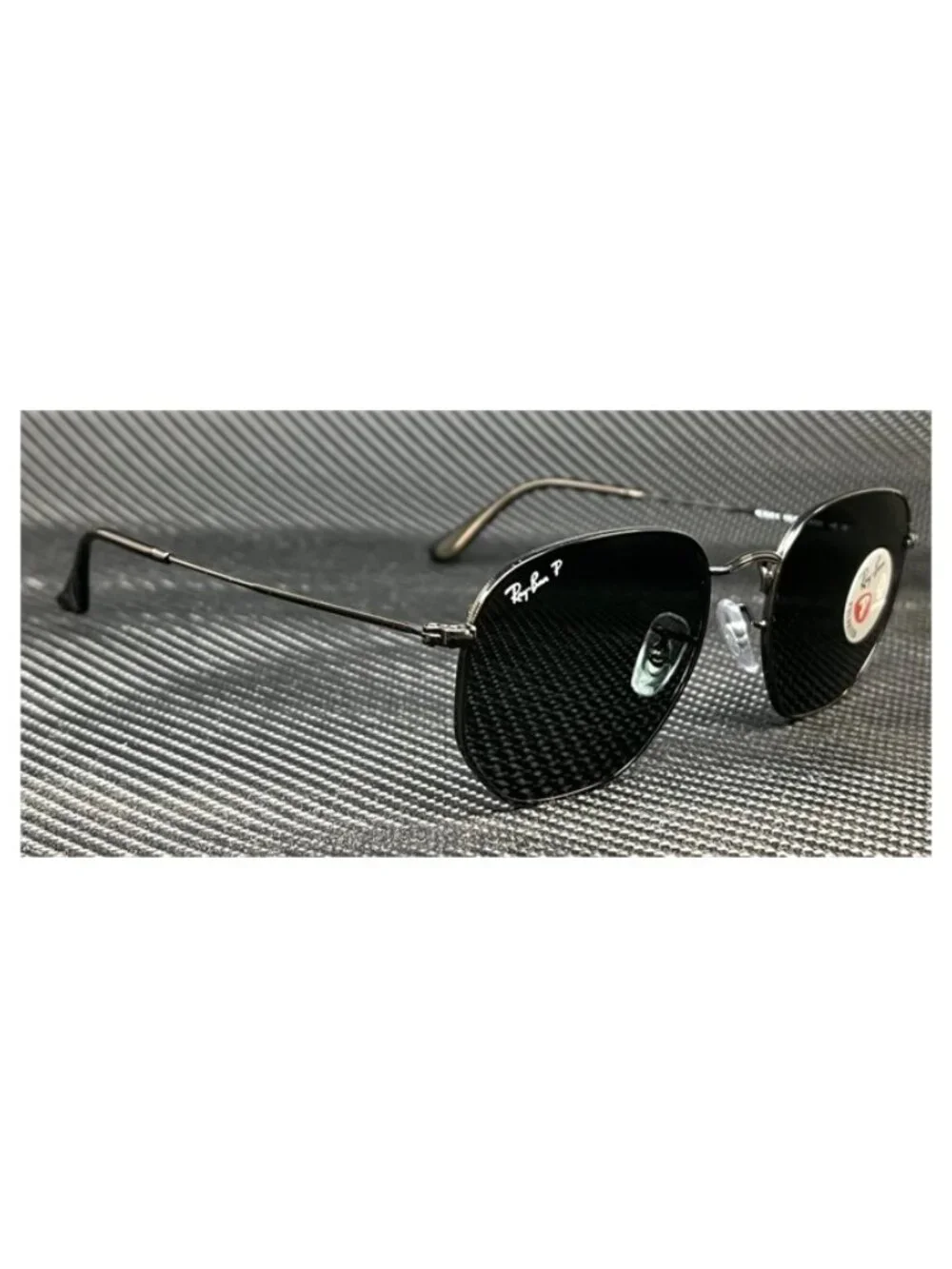New Ray-Ban Men  Black Sunglasses  51- 21- 145